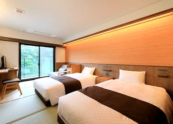 Habitación comunicada de diseño japonés moderno