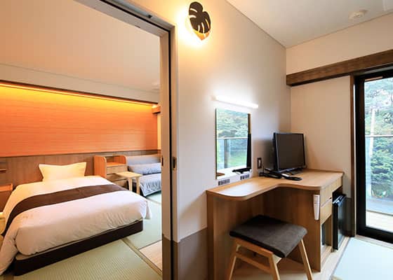 Habitación comunicada de diseño japonés moderno